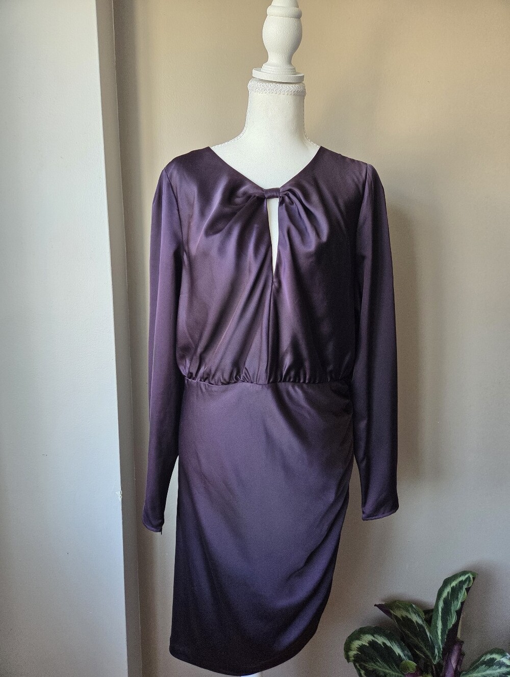 Marciano by Guess Purple Satin Ruched Bodycon Dress Long Sleeve Size 10